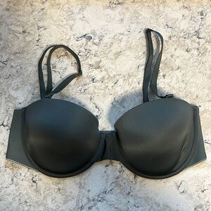 Victoria's Secret Multiway/Convertible Bra, Size 32D